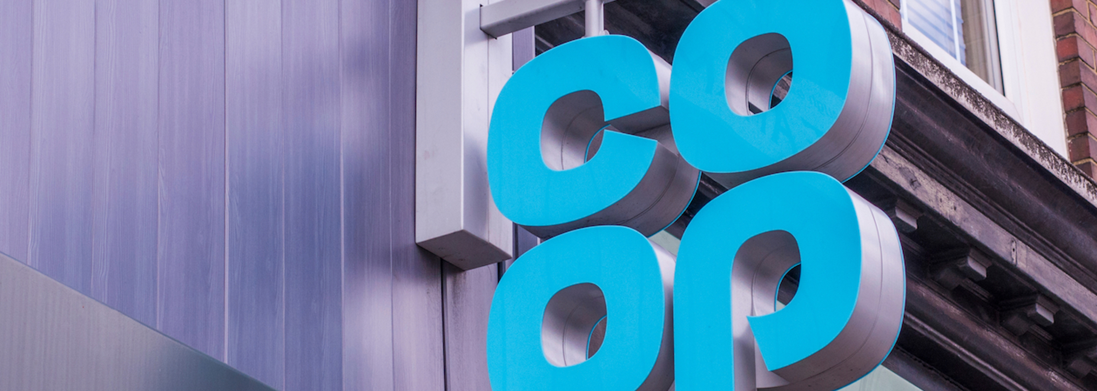 Co-op first to back GM foods campaign