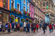Crowds on an Edinburgh street