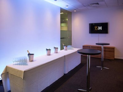Renew room at 15Hatfields