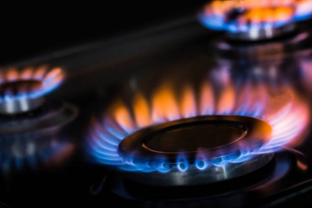 Gas hob with blue flame
