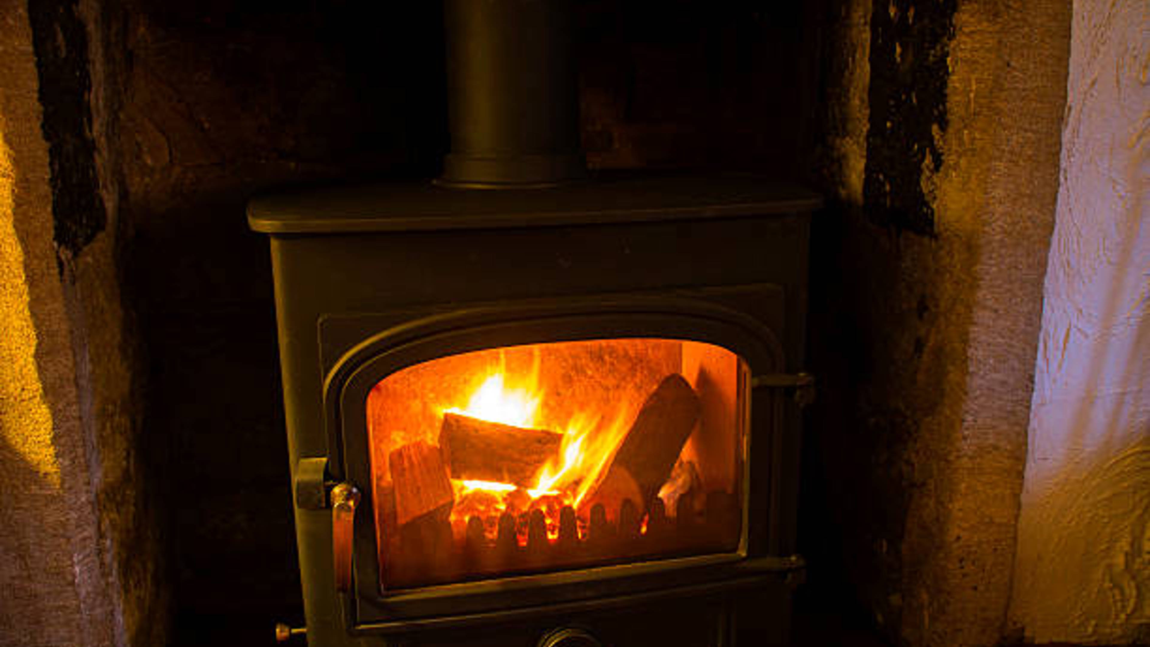 CIEH welcomes new research stating that air pollution in England has reached a 20-year low but shares concerns on domestic wood burning