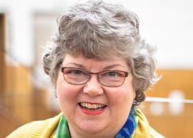 Dr Hazel Gowland MREHIS FIFST FRSPH