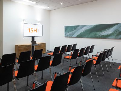 Sustain room at 15Hatfields